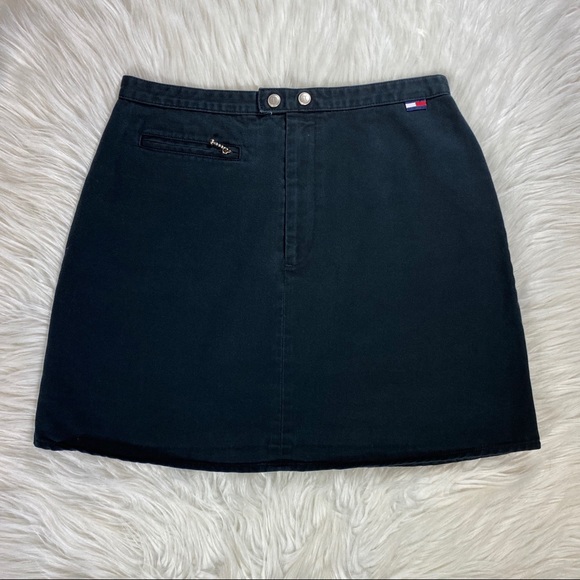 Vintage Y2K black Tommy Hilfiger mini skirt sz 6 - Picture 3 of 7